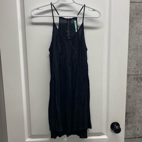 Detailed Mini Dress - Picture 2 of 5